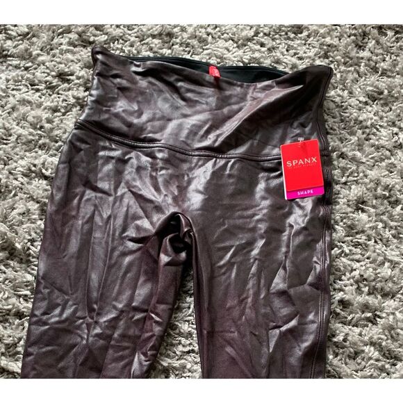 NEW NWT SPANX Faux Leather SHINY wine purple LEGGINGS sz L - Picture 3 of 6